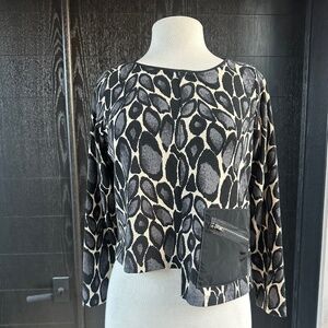 NWT Sun Kim topper, size XS